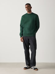 vert foncé - Ajustement régulier - Sweat-shirt épais en coton majoritaire à col rond - Image 2 de 7