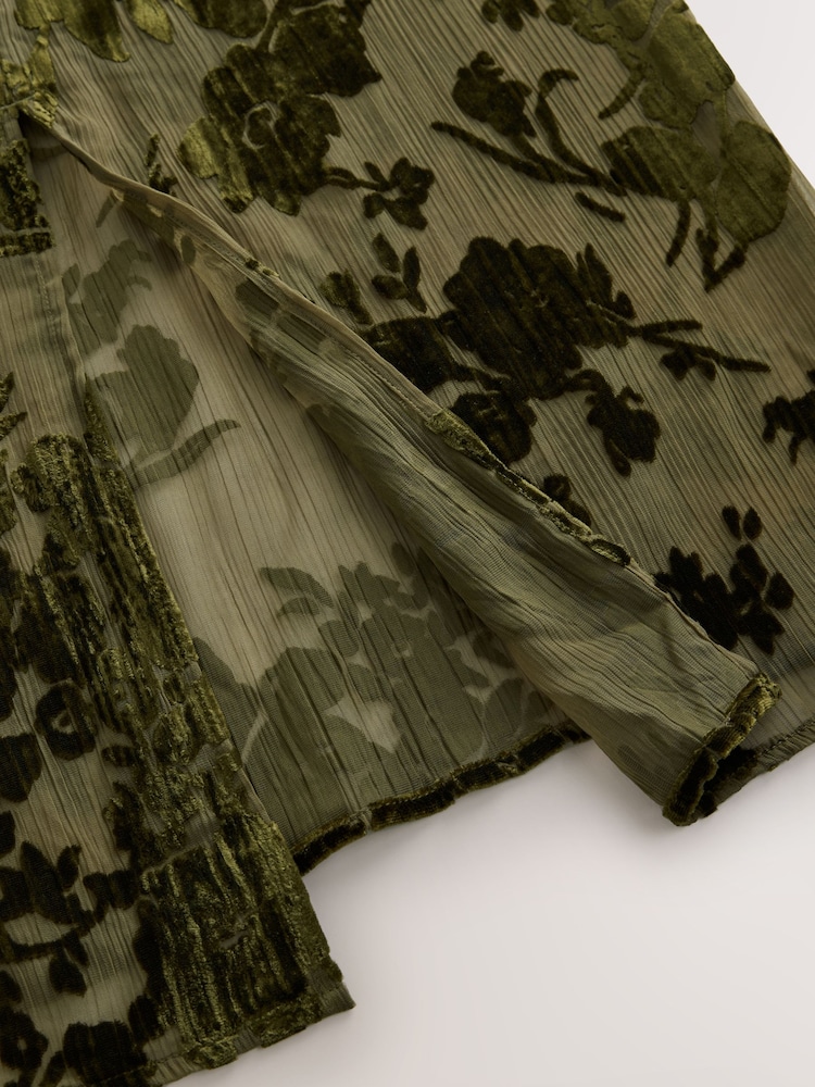 Verde oliva - Floral Devore Midi Skirt - Imagen 2 de 3 Verde oliva - Floral Devore Midi Skirt - Imagen 2 de 3