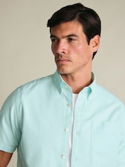 Grønn - Charles Tyrwhitt Plain Shorts Sleeve Button-Down Stretch Washed Oxford Shirt - Bilde 2 av 4