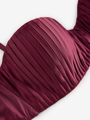 Bikini bandeau rojo burdeos con aros y ligero relleno de B by Ted Baker - Imagen 8 de 9