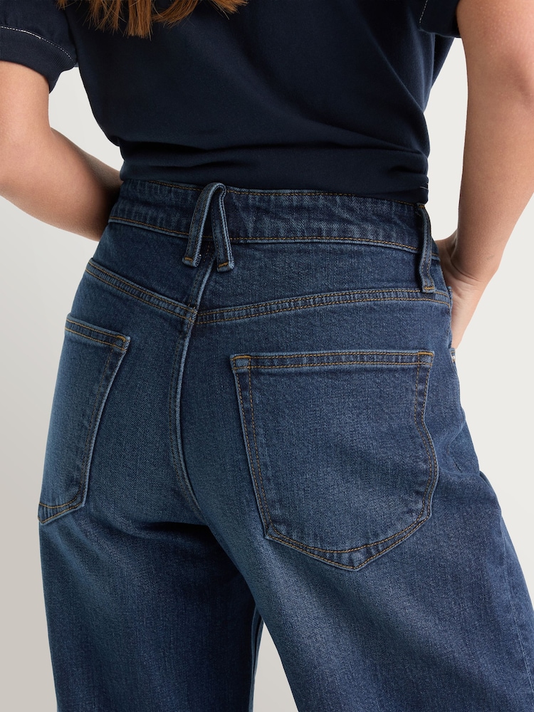Good American Blue Vintage Barrel Ankle Jeans - Image 6 of 6
