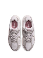 Vast Grey - Nike Vomero V5 Suede Trainers - תמונה 8 מתוך 11