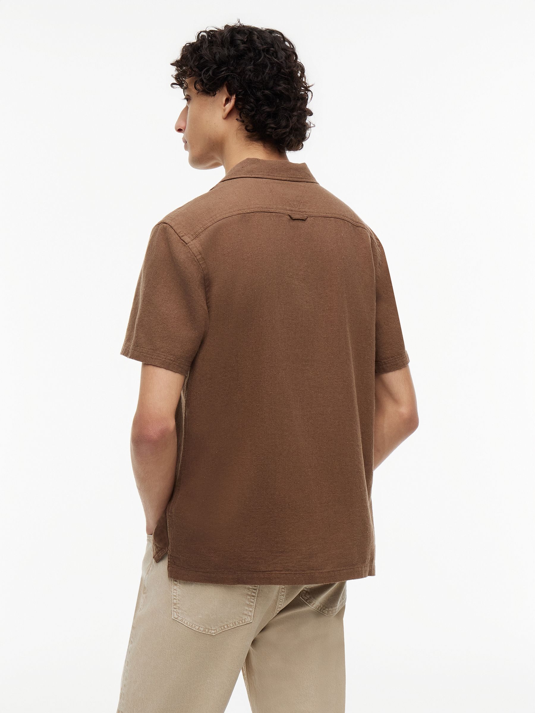 Next：日本 ブラウン - Tommy Jeans リネン混 半袖シャツ from Next Japan
