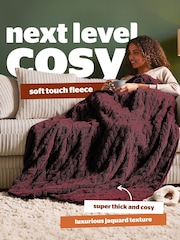 Silentnight Berry Luxury Super Cosy 9-Heat Setting Heated Throw - Image 3 of 9