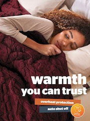 Silentnight Berry Luxury Super Cosy 9-Heat Setting Heated Throw - Image 5 of 9