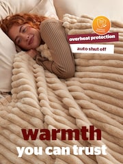 Silentnight Natural Ribbed Faux Fur 9-Heat Setting Heated Throw - Image 5 of 9