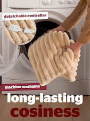 Silentnight Natural Ribbed Faux Fur 9-Heat Setting Heated Throw - Image 7 of 9