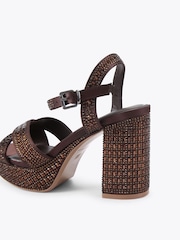 חום - KG Kurt Geiger סנדלי פלטפורמה, דגם Fleur - תמונה 4 מתוך 5