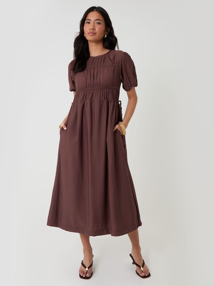 Threadbare Brown Ruched Drawstring Puff Sleeve Midi Dress - Image 2 of 4 Threadbare Brown Ruched Drawstring Puff Sleeve Midi Dress - Image 2 of 4