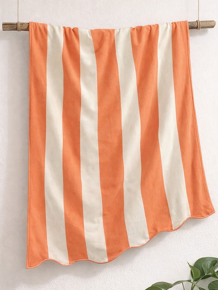 Allure Bath Fashions Burnt Orange Scalloped Beach Towel - Image 2 of 4