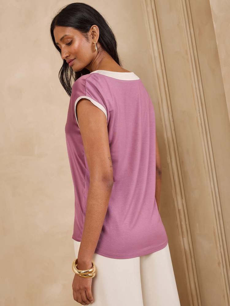 Love & Roses Mauve Purple V-Neck Satin Front Jersey T-Shirt - Image 4 of 4 Love & Roses Mauve Purple V-Neck Satin Front Jersey T-Shirt - Image 4 of 4