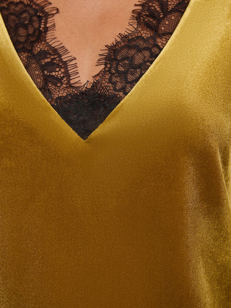Love & Roses Mustard Yellow Velvet Lace Trim Vest - Image 4 of 4
