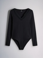 The Set 3 Pack V-Neck Ribbed Lace Bodysuits Black/Brown/Oat - Image 4 of 6