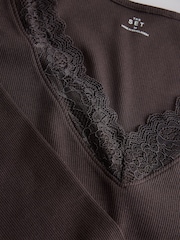 The Set 3 Pack V-Neck Ribbed Lace Bodysuits Black/Brown/Oat - Image 5 of 6