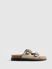 River Island-sandaler med dobbel rem og fotseng - Bilde 2 av 6
