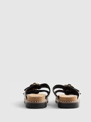 River Island-sandaler med dobbel rem og fotseng - Bilde 4 av 6