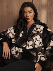 Svart Blomstrete  - B by Ted Baker Zip Fur Lounge Top - Bilde 2 av 5