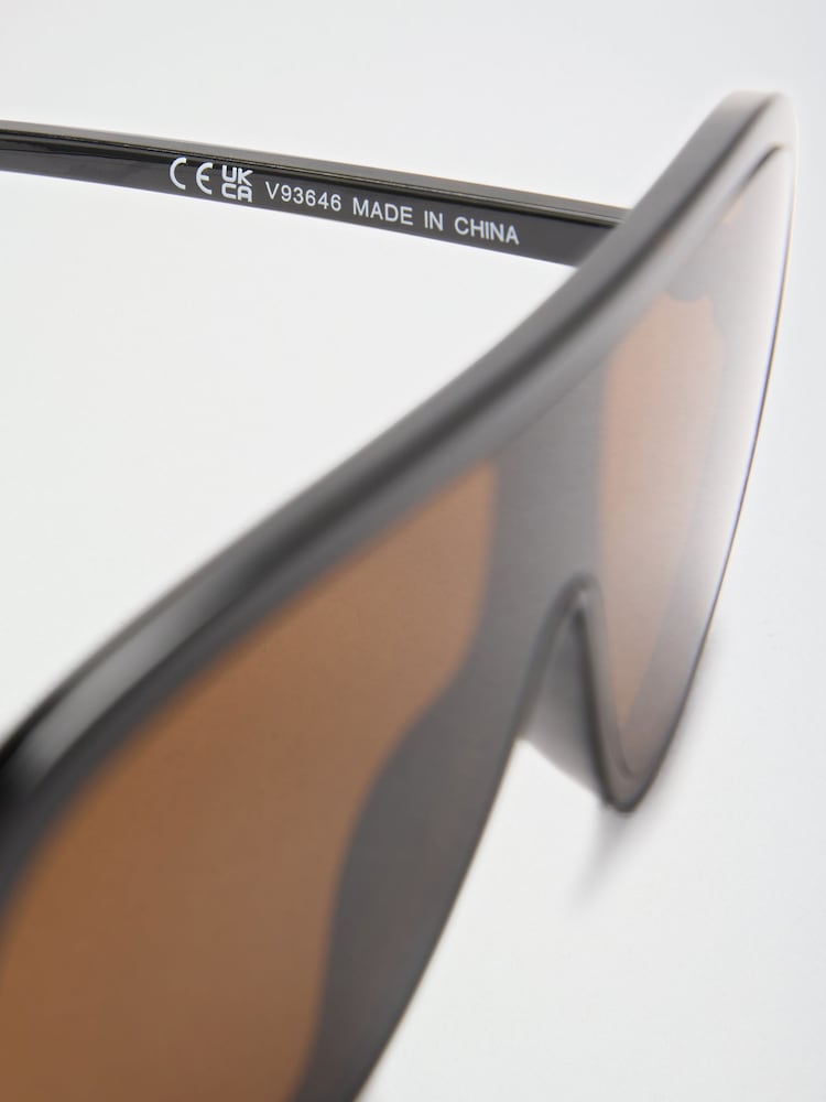 Friends Like These Black Visor Aviator Sunglasses - Image 6 of 6