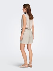 ONLY Cream High Waisted Linen Blend Shorts With Tan Belt - Image 3 of 5