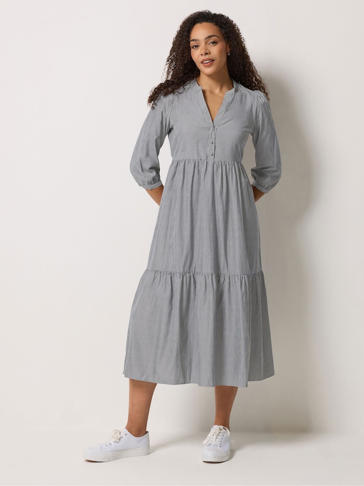 Черный - Ярусное платье макси в тонкую полоску M&Co - Изображение 2 5 Черный - Ярусное платье макси в тонкую полоску M&Co - Изображение 2 5