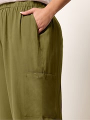 Yours Curve Green Cargo Balloon Trousers - Image 4 of 5