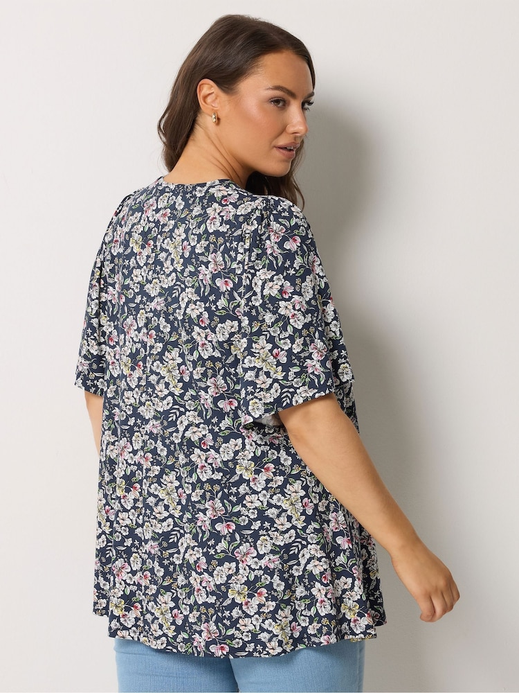 Yours Curve Dark Blue Pleated Front Tunic - Image 2 of 5 Yours Curve Dark Blue Pleated Front Tunic - Image 2 of 5