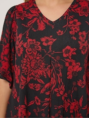 Yours Curve Red Pleated Front Tunic - Image 4 of 5