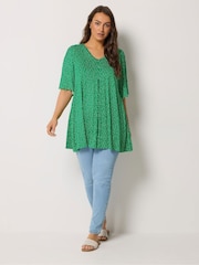 Yours Curve Dark Green Pleated Front Tunic - Image 2 of 5