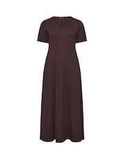 Marrón - Yours Curve Textured V-Neckline Maxi Dress - Imagen 5 de 5