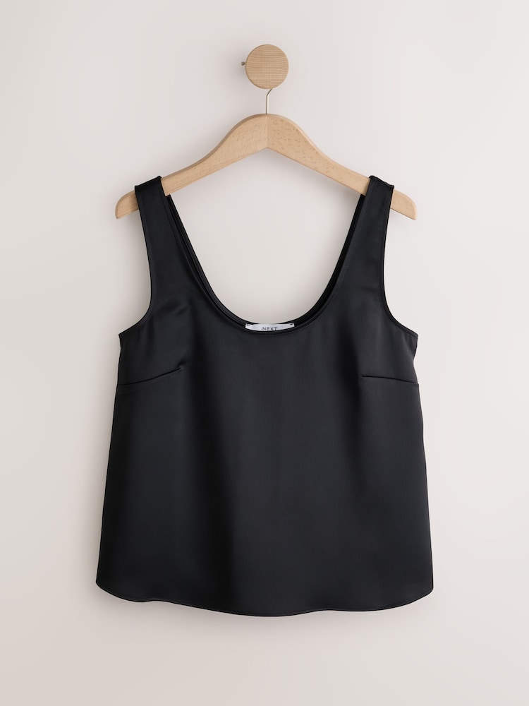 שחור - Satin Scoop Neck Cami Top - תמונה 1 מתוך 3