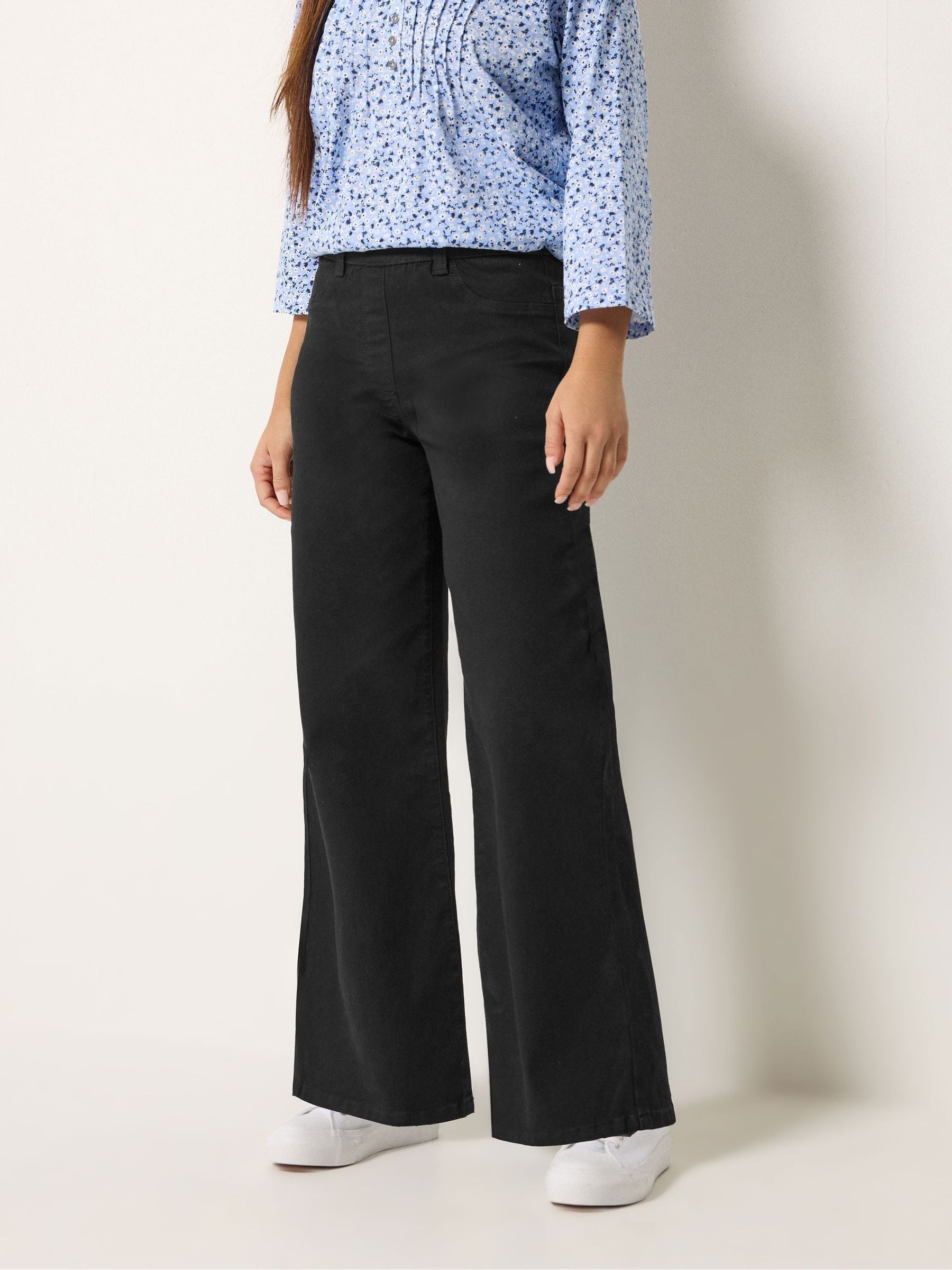 M&Co Women's Black Petite Wide Leg Jeggings In | : Size 16 - Image 1