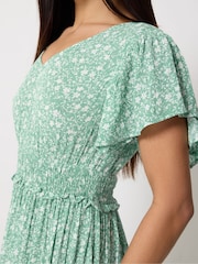 M&Co Green Petite Shirred Waist Printed Crinkle Dress - Image 4 of 5