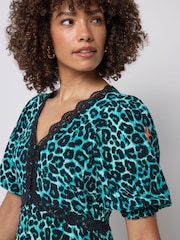 Grün - Scamp & Dude Teekleid mit Puffärmeln - Bild 5 von 5