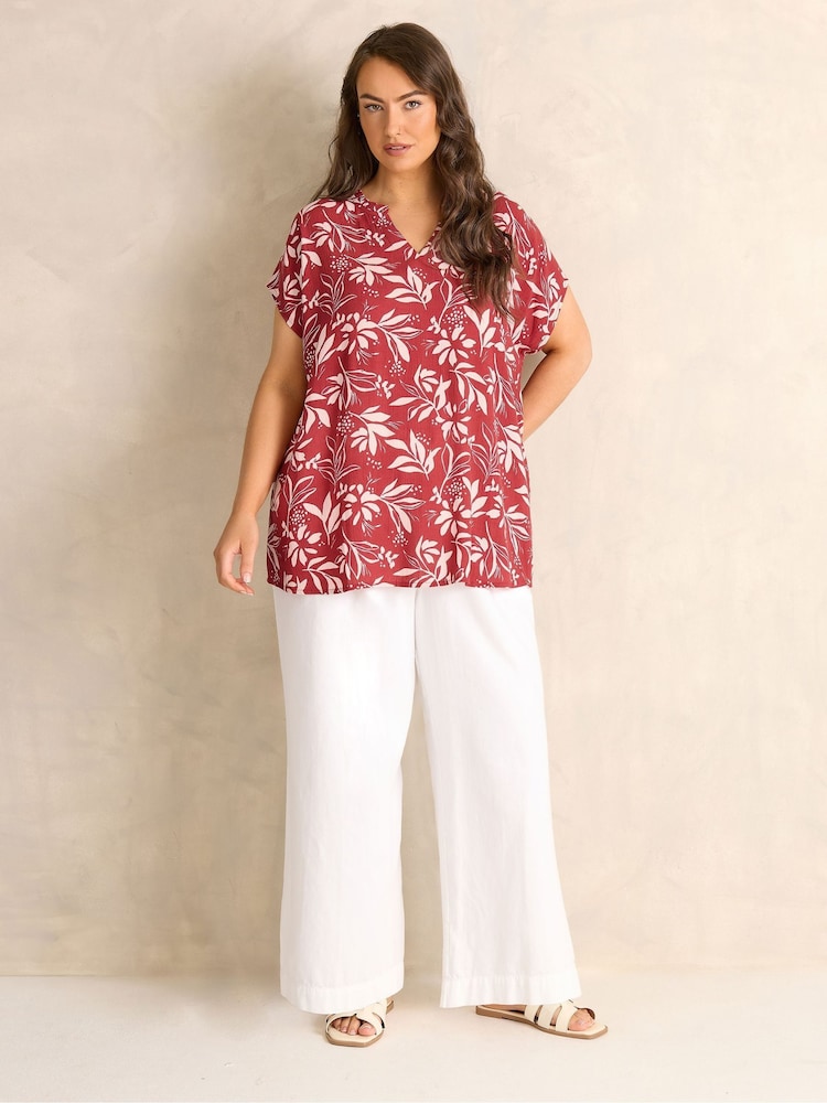 Evans Red Short Sleeve Notch Neck Top - Image 2 of 6 Evans Red Short Sleeve Notch Neck Top - Image 2 of 6
