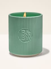 Bath & Body Works White Tea and Sage Single Wick Candle 227g - Image 1 of 3