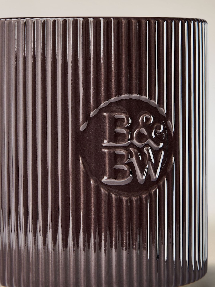 Bath & Body Works Rose And Oud Single Wick Candle 227g - Image 2 of 2 Bath & Body Works Rose And Oud Single Wick Candle 227g - Image 2 of 2