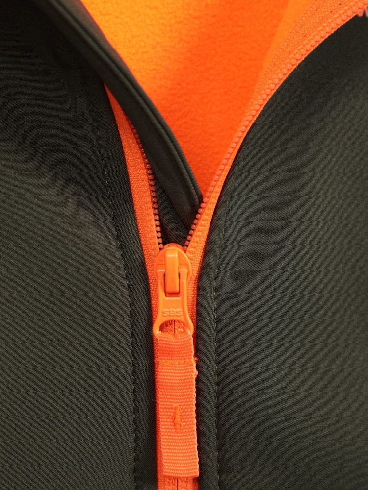 Mountain Warehouse Green Exodus Kids Water Resistant Softshell Jacket - Image 5 of 5 Mountain Warehouse Green Exodus Kids Water Resistant Softshell Jacket - Image 5 of 5