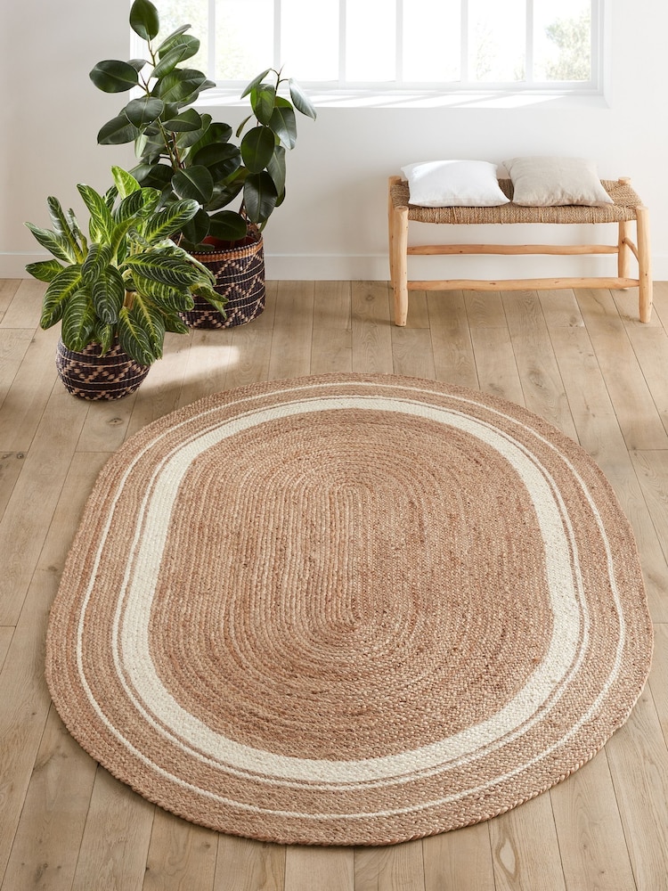 La Redoute Intérieurs Natural White Aftas Oval Jute Rug - Image 1 of 4