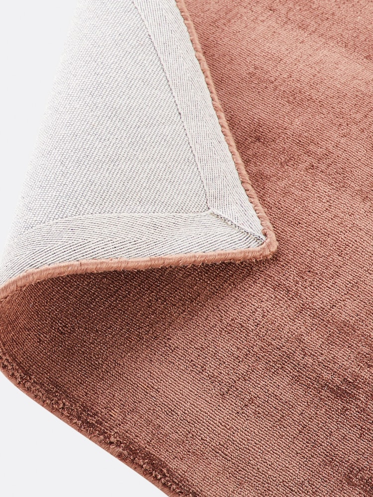 La Redoute Intérieurs Fig Izri Aged Effect Lyocell Rug - Image 4 of 4 La Redoute Intérieurs Fig Izri Aged Effect Lyocell Rug - Image 4 of 4