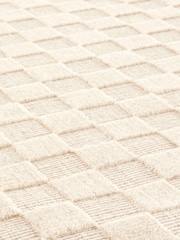 La Redoute Intérieurs Ecru Bilmo Tone-On-Tone Checkerboard Rug - Image 4 of 5