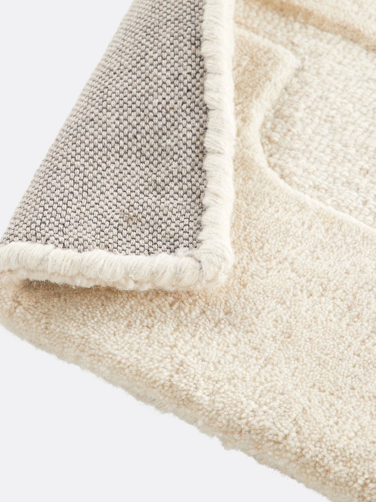 La Redoute Intérieurs Ecru Melko 100% Wool Graphic Print Rug - Image 5 of 5 La Redoute Intérieurs Ecru Melko 100% Wool Graphic Print Rug - Image 5 of 5