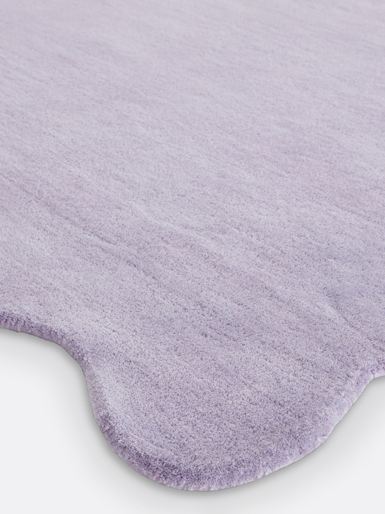 La Redoute Intérieurs Lavender Scalero Scalloped 100% Wool Rug - Image 2 of 4 La Redoute Intérieurs Lavender Scalero Scalloped 100% Wool Rug - Image 2 of 4