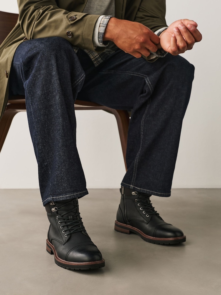 Black Toecap Boots - Image 2 of 7 Black Toecap Boots - Image 2 of 7