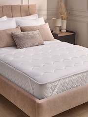 Silentnight Hotel Collection White Mattress Protector - Image 1 of 9