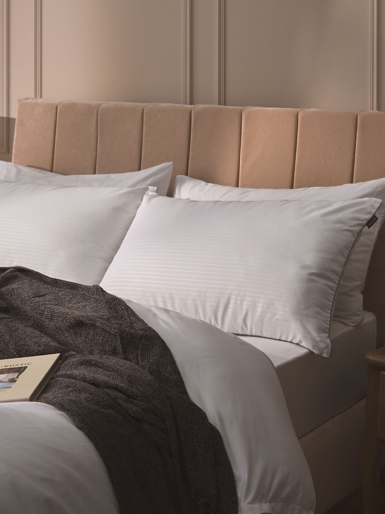 Sleepeezee Hotel Luxe Pillow Pair - Image 1 of 10