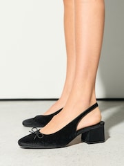 שחור - Forever Comfort® Velvet Bow Slingback Block Heels - תמונה 2 מתוך 10