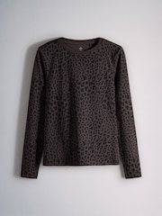 The Set 5 Pack Fitted Crew Neck Long Sleeve T-Shirts Neutral/Brown/Black/Leopard/Cream - Image 3 of 8
