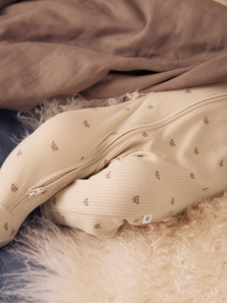 Neutral Brown Bear Two Way Zip Baby Sleepsuits 4 Pack (0mths-2yrs) - Image 17 of 17 Neutral Brown Bear Two Way Zip Baby Sleepsuits 4 Pack (0mths-2yrs) - Image 17 of 17