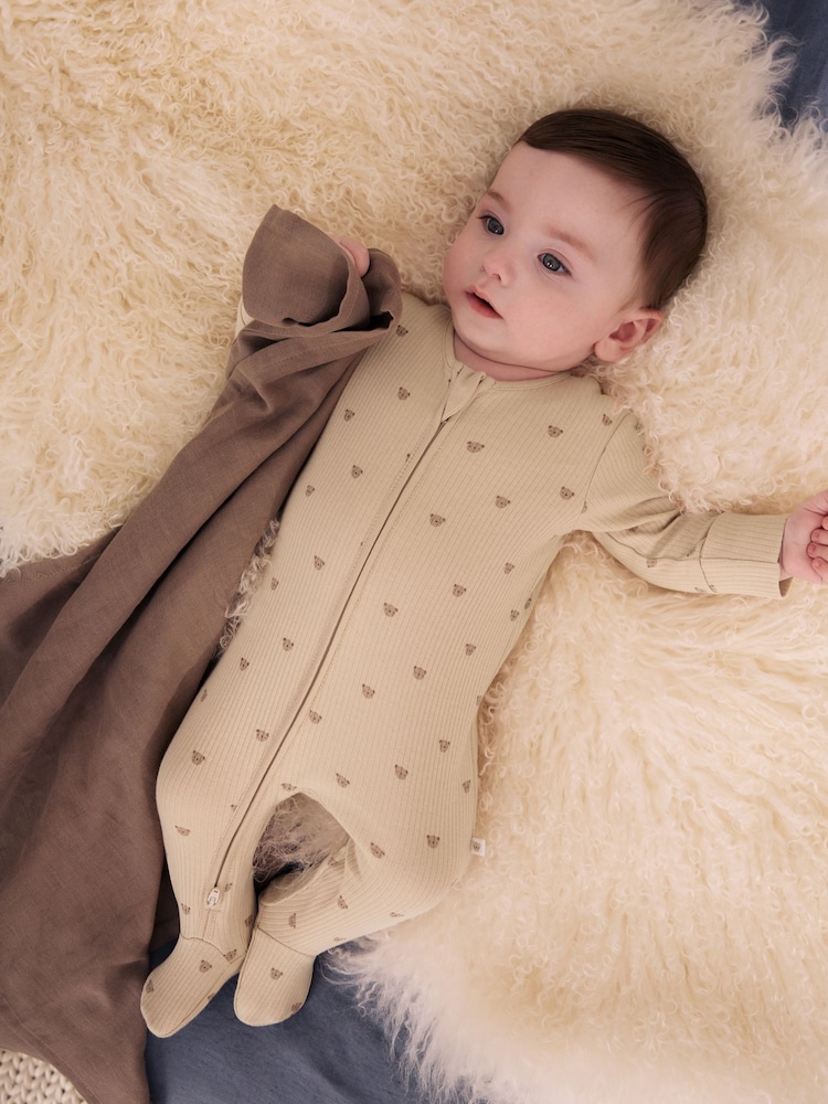 Neutral Brown Bear Two Way Zip Baby Sleepsuits 4 Pack (0mths-2yrs) - Image 2 of 17 Neutral Brown Bear Two Way Zip Baby Sleepsuits 4 Pack (0mths-2yrs) - Image 2 of 17