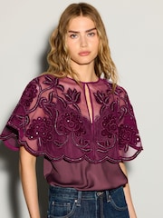ក្រហម - Short Sleeved Floral Sequin Cape Top - រូបភាព 2 នៃ 8